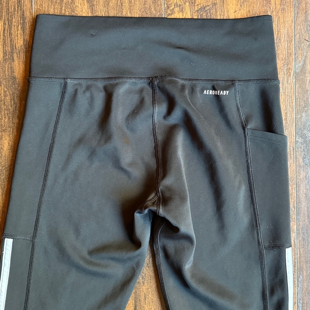 Adidas Aeroready Leggings size Medium (J15) - Picture 5 of 6